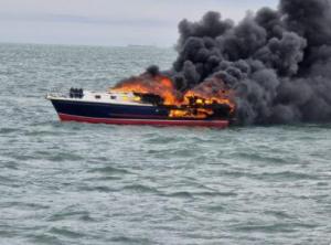Boat-Fire-19062022